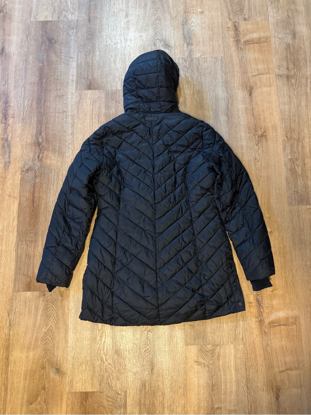 Pajar Canada Women's Cypress Hooded Puffer Coat - Picture 9 of 13